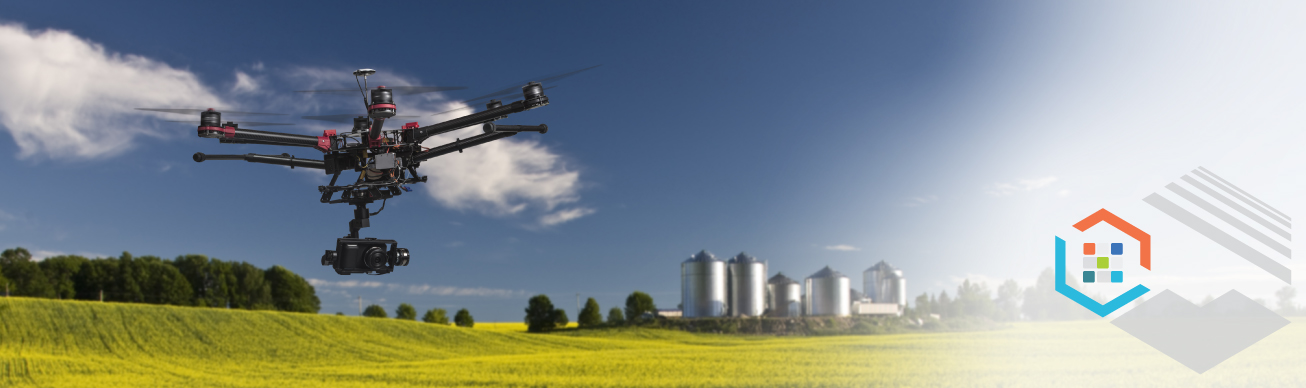 Un drone survole le champ d’un agriculteur