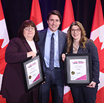 Margaret Reha-Taylor and Jill Rose reçoivent le Prix du premier ministre pour l'excellence dans l'enseignement 2023 du premier ministre Justin Trudeau