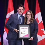 Jill Rose reçoit le Prix du premier ministre pour l'excellence dans l'enseignement 2023 du premier ministre Justin Trudeau
